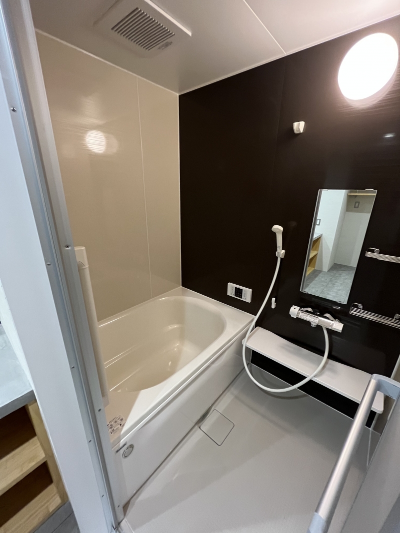 5AB6DABB-3727-41B9-89AA-60D96902DE1B.jpg